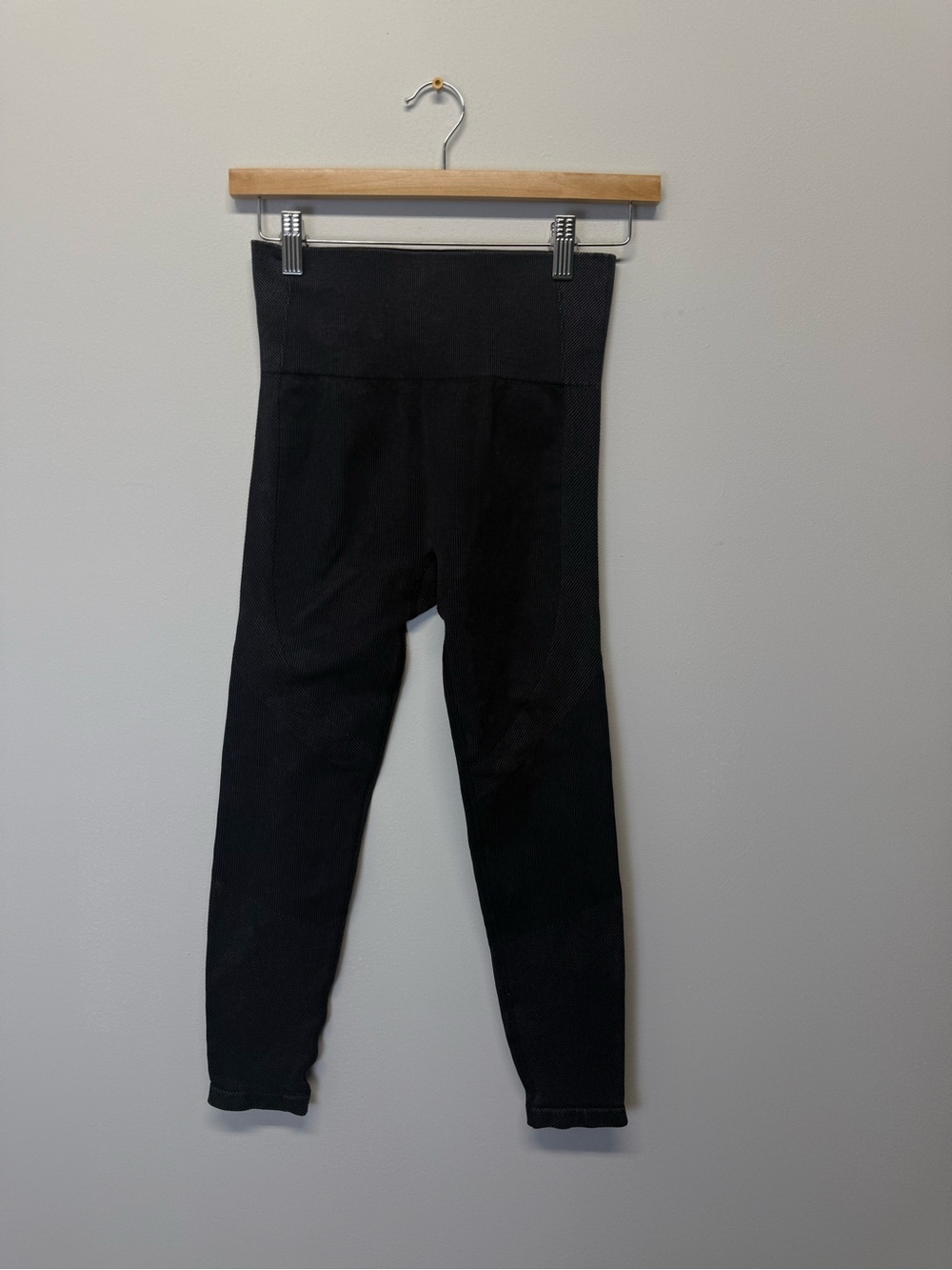 JoyLab Black High-Waist Textured Leggings Women’s Small